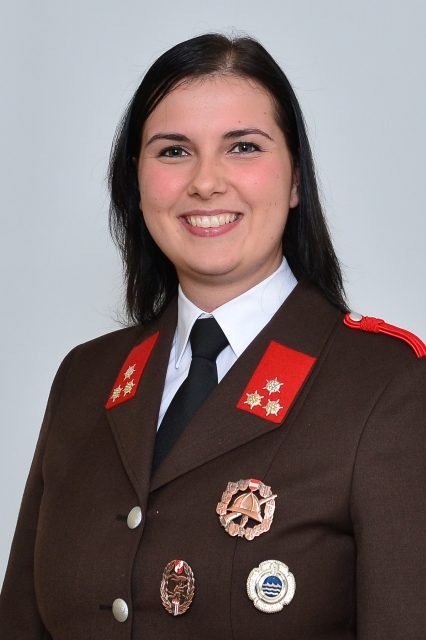 HBM d.F. Viktoria Steininger